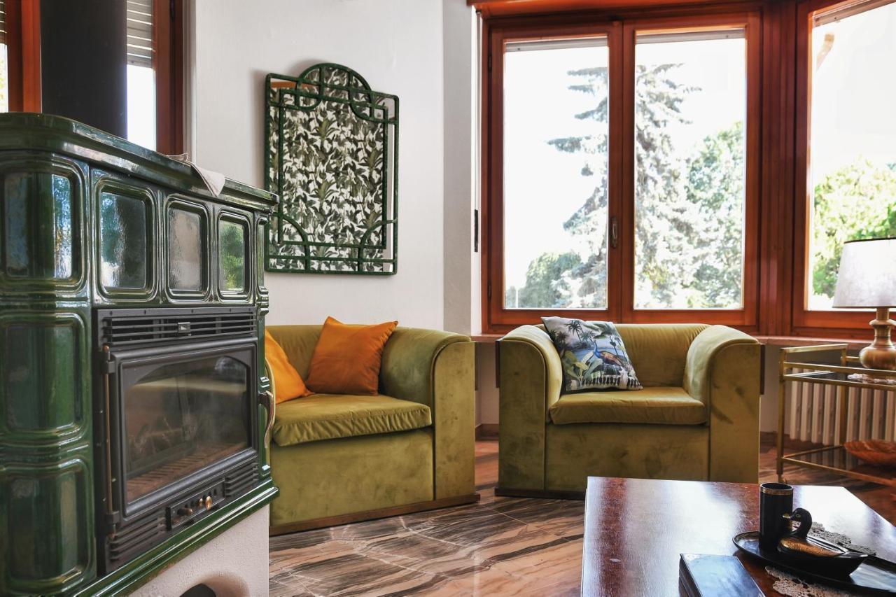 Villa Sequoia 莱尼 外观 照片