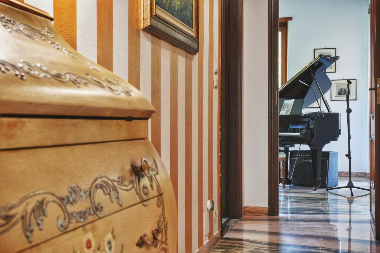 Villa Sequoia 莱尼 外观 照片