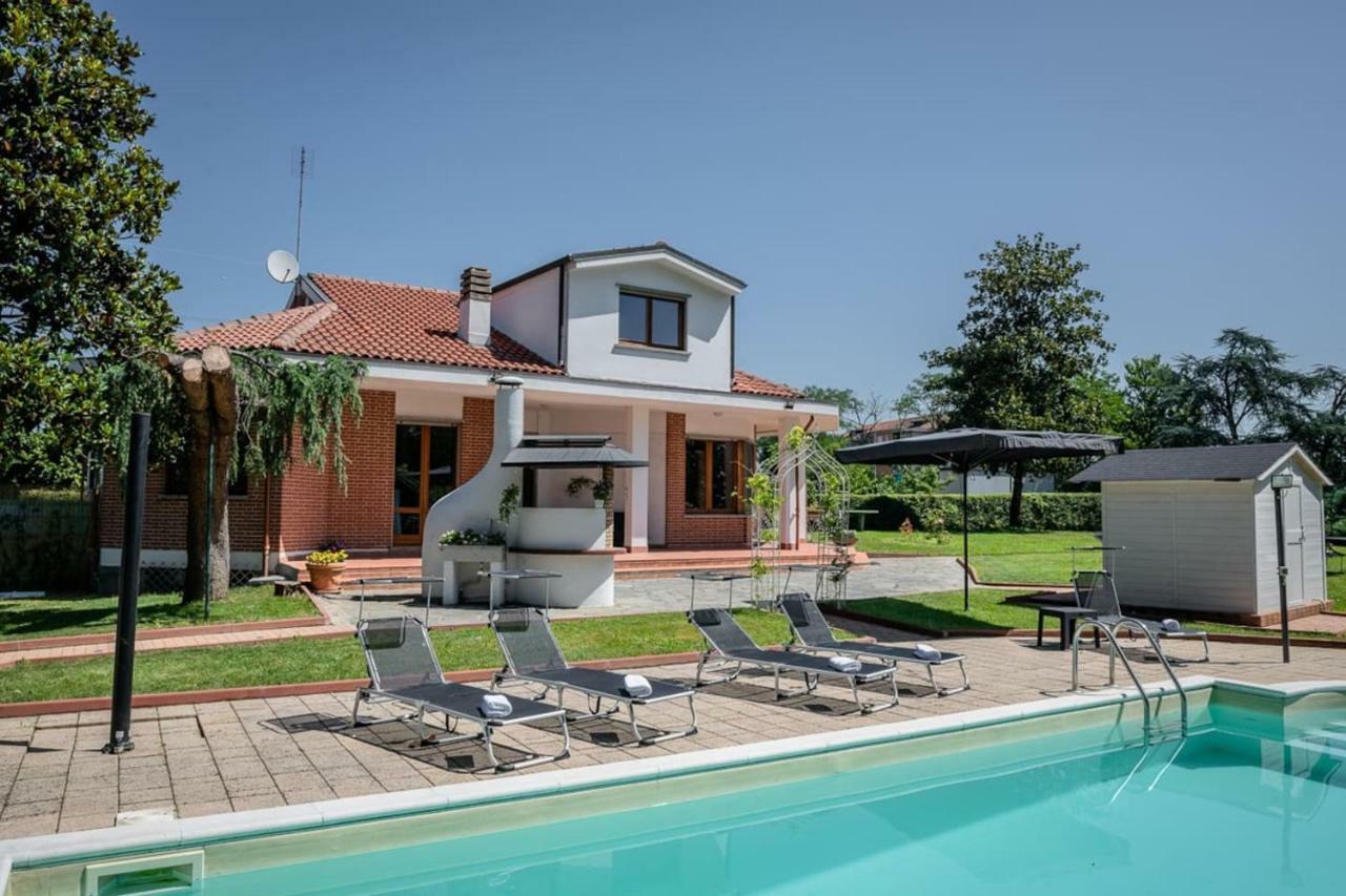 Villa Sequoia 莱尼 外观 照片