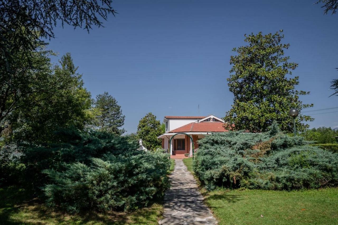 Villa Sequoia 莱尼 外观 照片