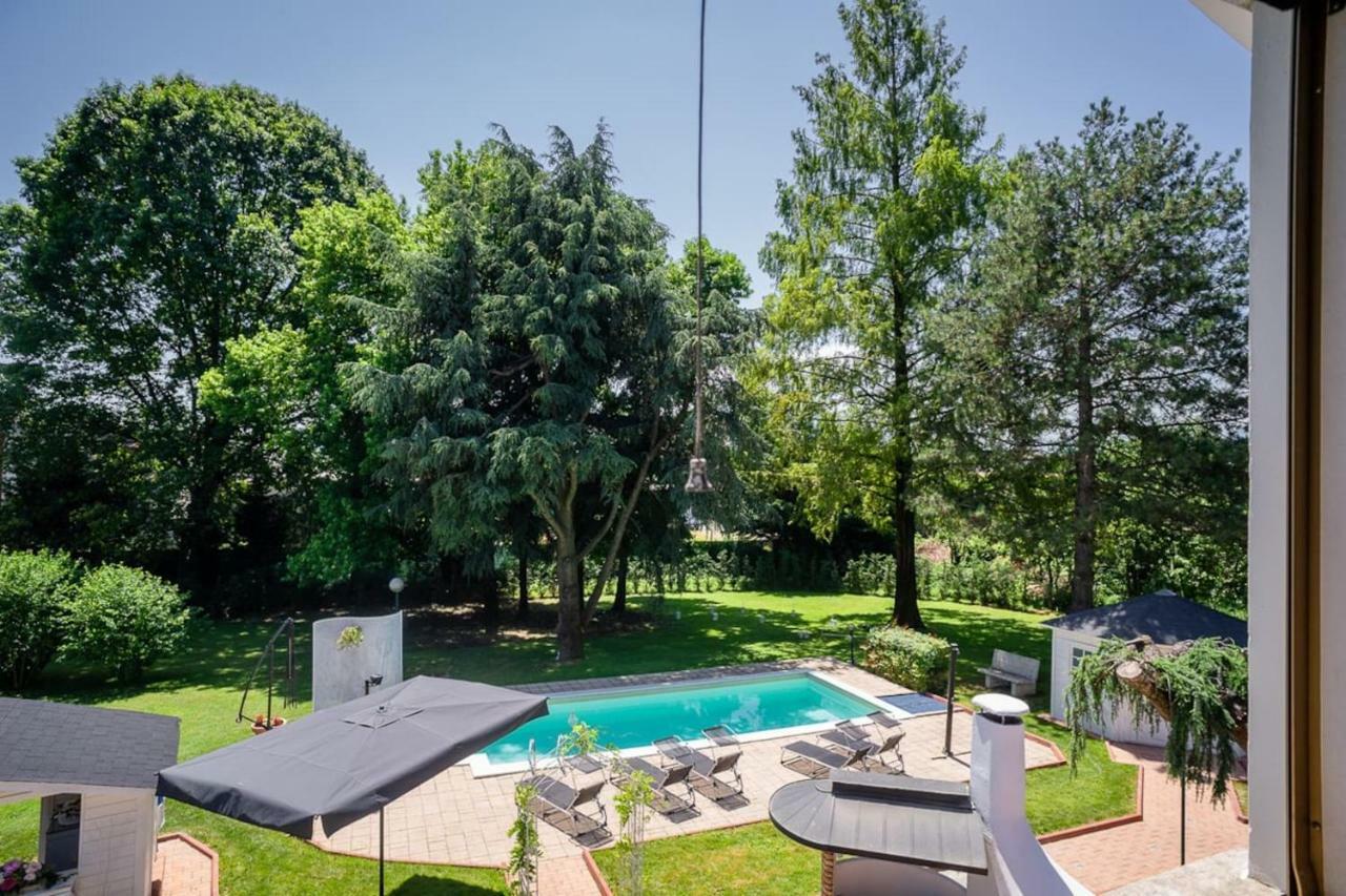 Villa Sequoia 莱尼 外观 照片